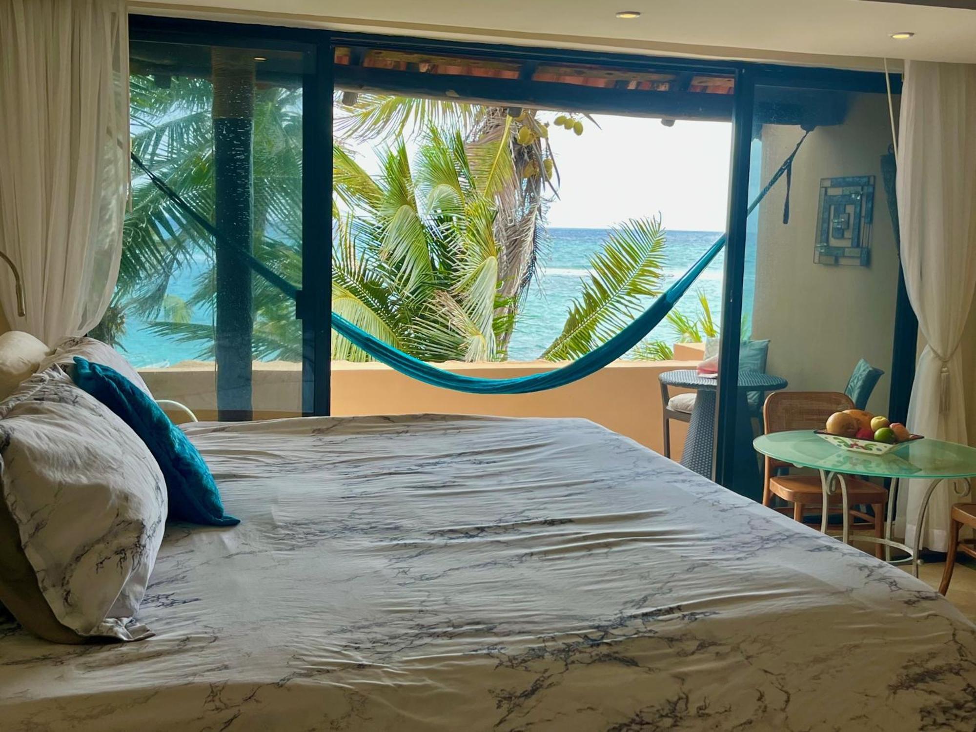Beachfront Hammock Heaven Акумал Екстериор снимка