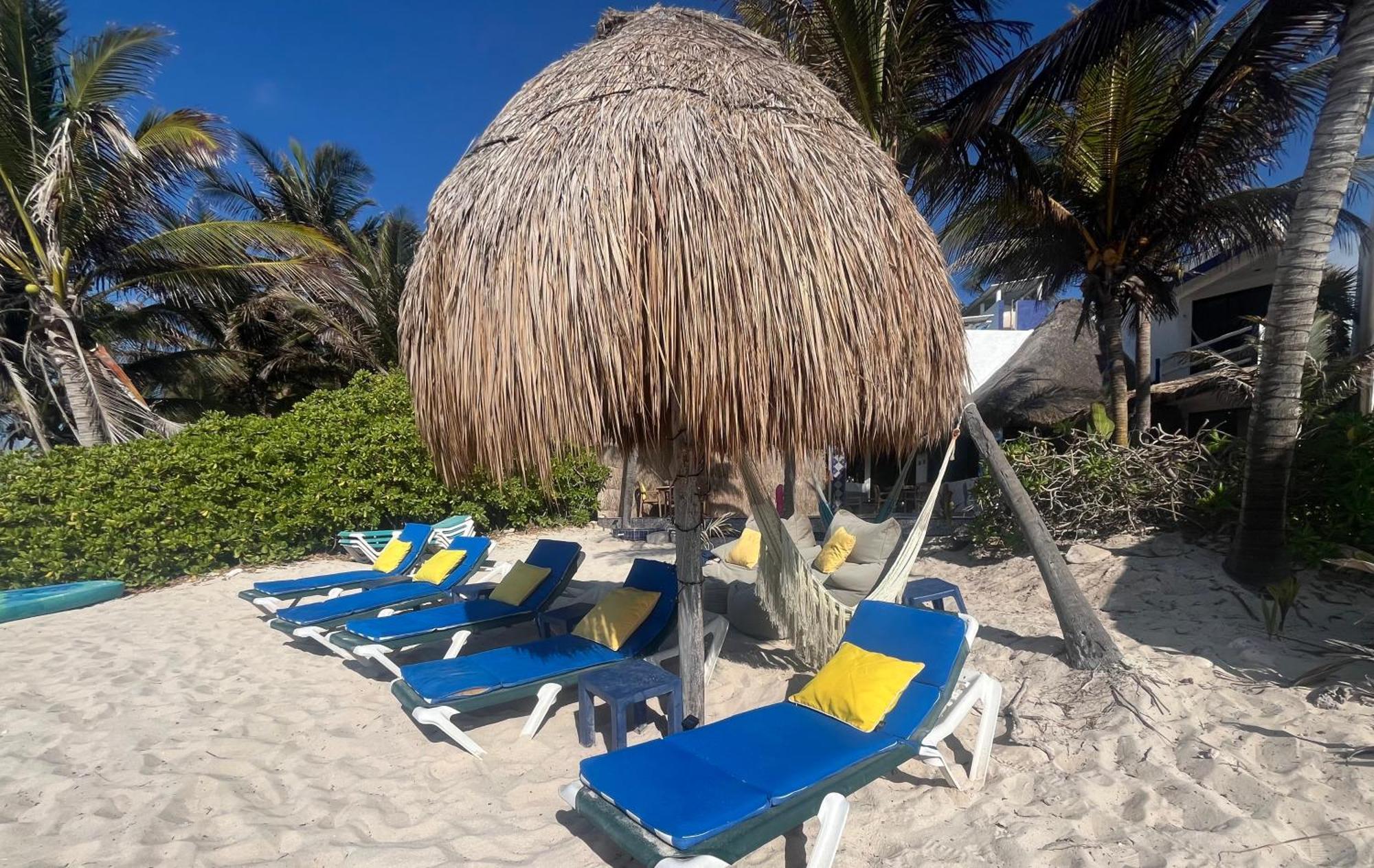 Beachfront Hammock Heaven Акумал Екстериор снимка